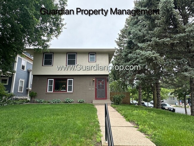 Building Photo - Linden Hills Main Upper Level Duplex, Fenced Yard, 1 Car Garage, Dishwasher, Storage, Laundry