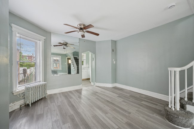 Photo - 228 N Edgewood St