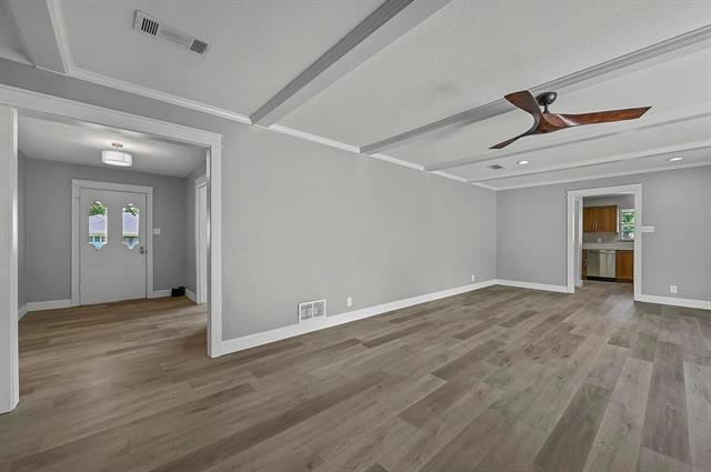 Photo - 1400 Crescent Dr