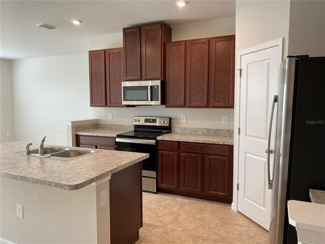 Photo - 2711 Pleasant Cypress Cir