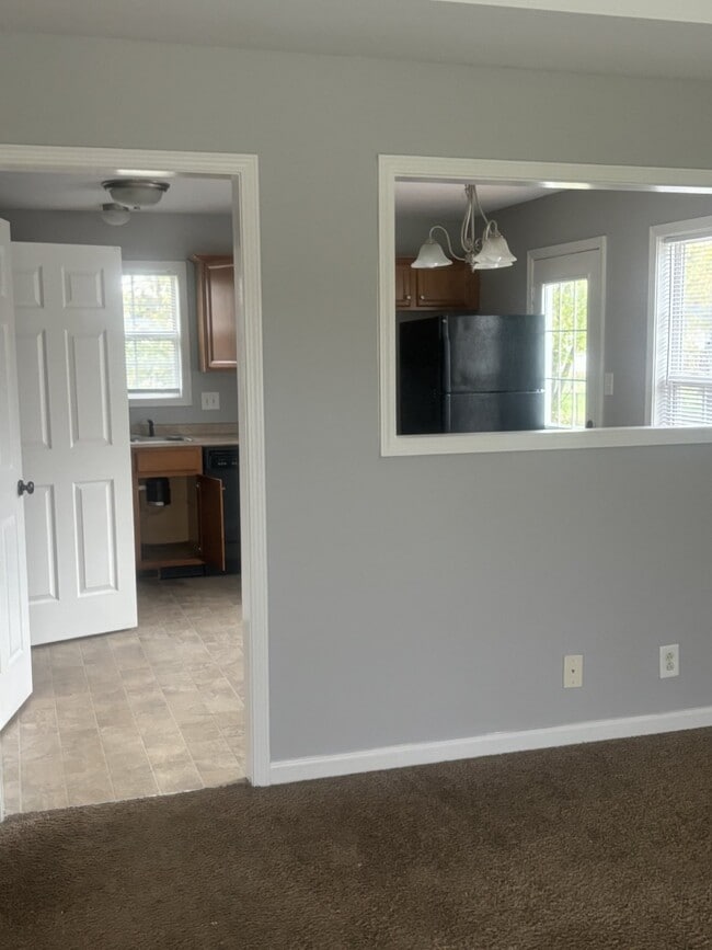 Photo - 471 Lafayette Rd Apartamento