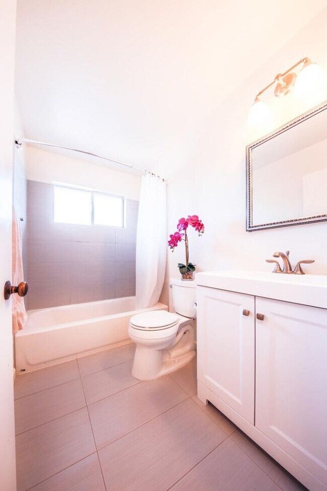 Photo - NB EB T 428 J Unidad 3