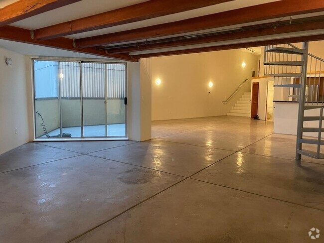 Building Photo - Mariposa Street 1020 Unit 2 Rental