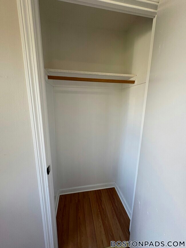 Photo - 140 Willard St Unit 9