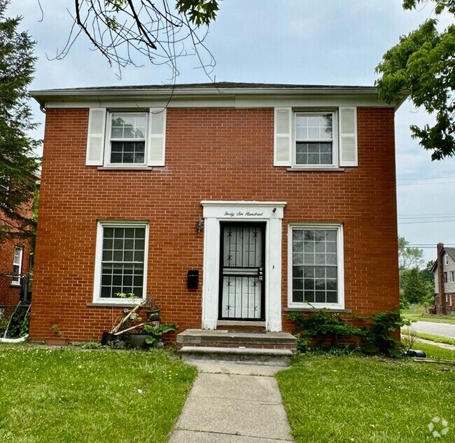 Building Photo - 4600 Chatsworth St Rental
