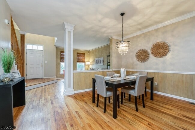 Photo - 27 Rolling Views Dr