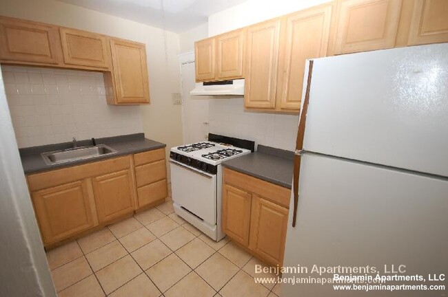 Photo - 248 Kelton St Condo Unit 4