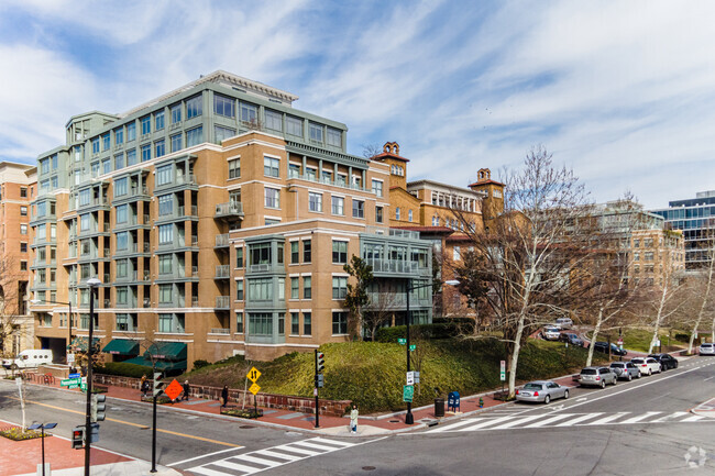 Photo - The Columbia Residences Apartments