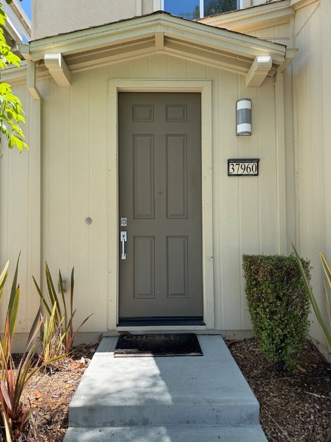 Photo - Bright & Spacious 3-Bedroom, 3.5-Bathroom Newark Home with Private Balcony
