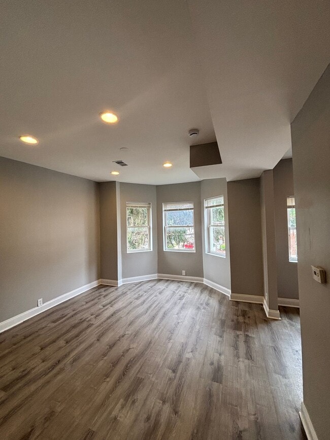 Photo - 7053 S Dante Ave Unit 2F