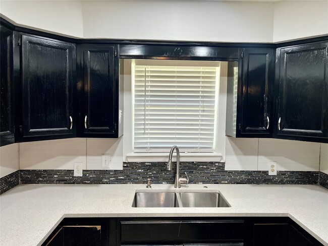 Photo - 233 S Ohio Ave