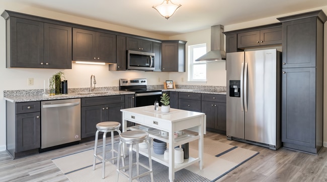 Photo - Country Club Apartments