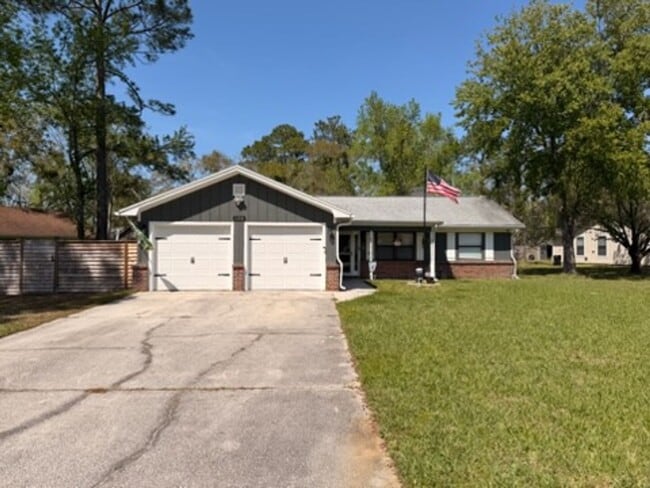 Photo - Fenced in 4 Bed 2 Bath in Mariners Landing