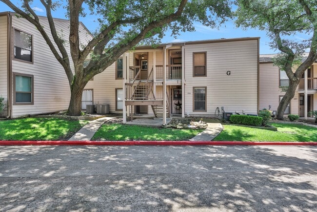 Building Photo - 205G Lakeview Terrace Unit 205G Rental
