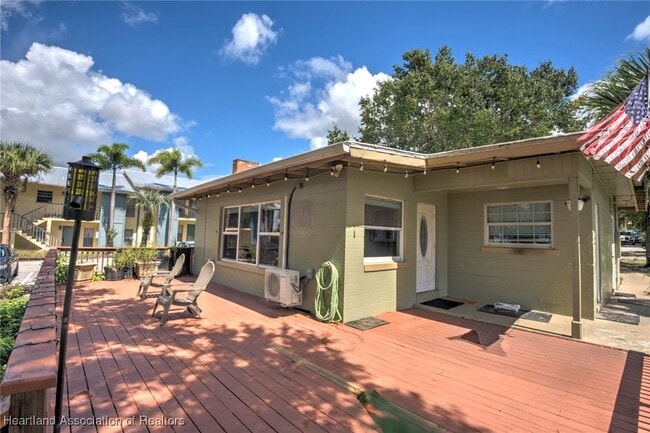 Photo - 2175 Lakeview Dr