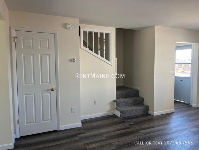 Photo - 15 Burleigh Rd Unit 8