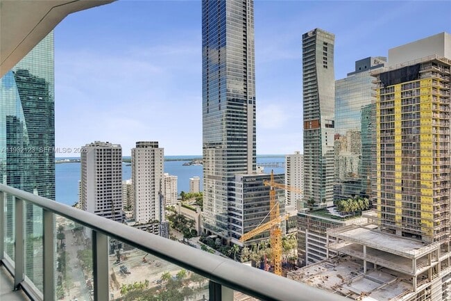 Building Photo - 1300 S Miami Ave Unit 2306