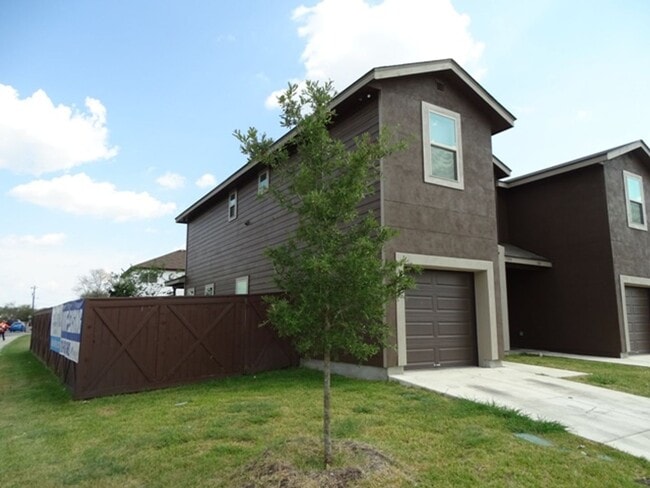 Photo - 7054 Lakeview Dr Unit #101