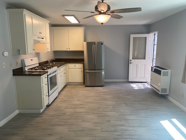 Photo - 536 Grant St Unidad B