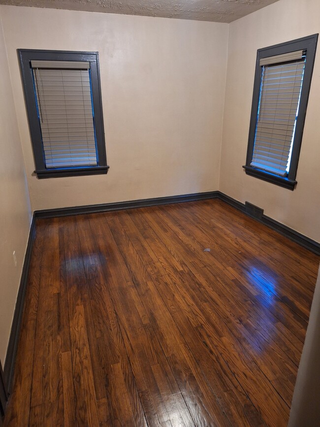 Photo - 1829 Colonnade Rd Unit 1829