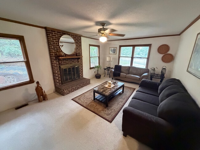Room in House on Autumnwood Ln