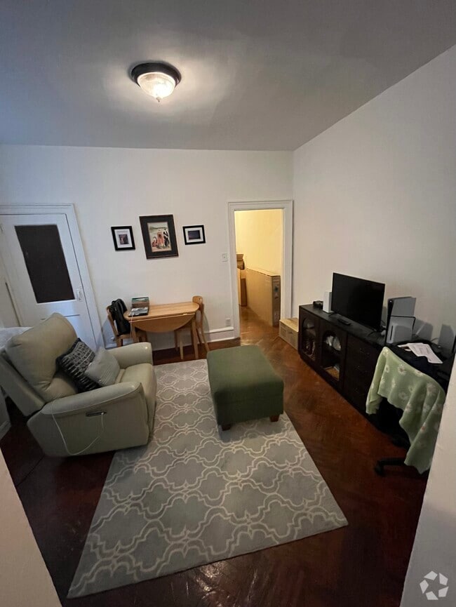 Building Photo - 4618 Walnut St Unit 2 Rental