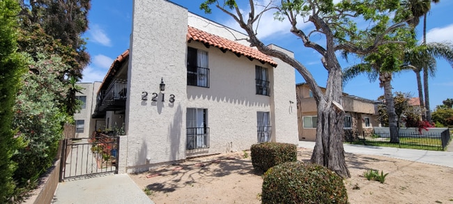 Building Photo - 2213 Voorhees Ave Rental