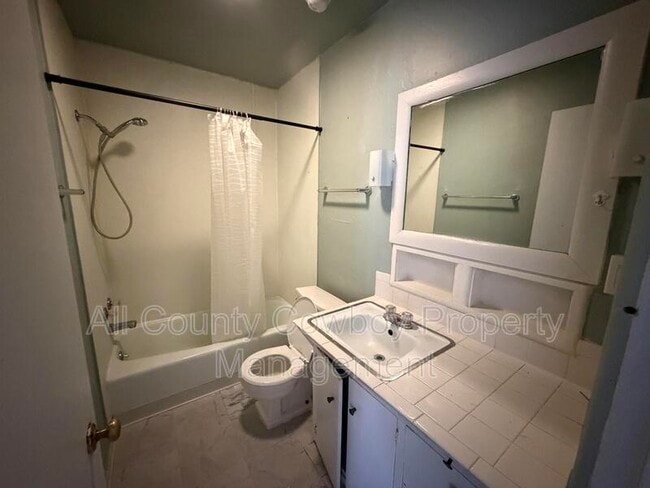 Photo - 706 S 16th St