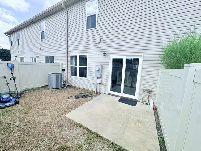 Photo - 456 Sullivan Loop Rd