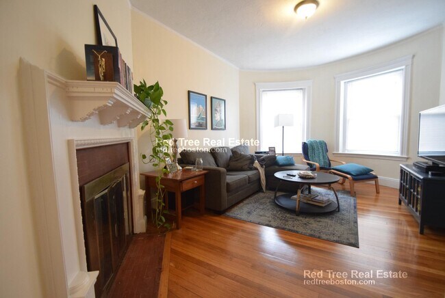 Photo - 183 Winthrop Rd