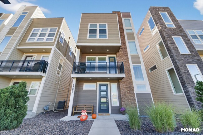 Photo - 15609 E Broncos Pl