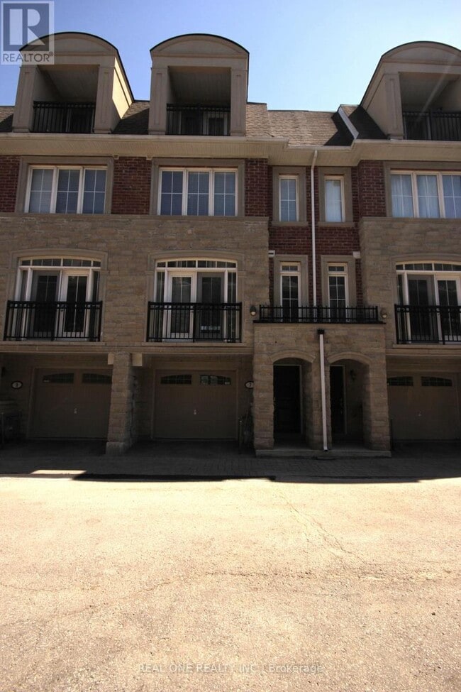 Photo - 7 Slingsby Ln