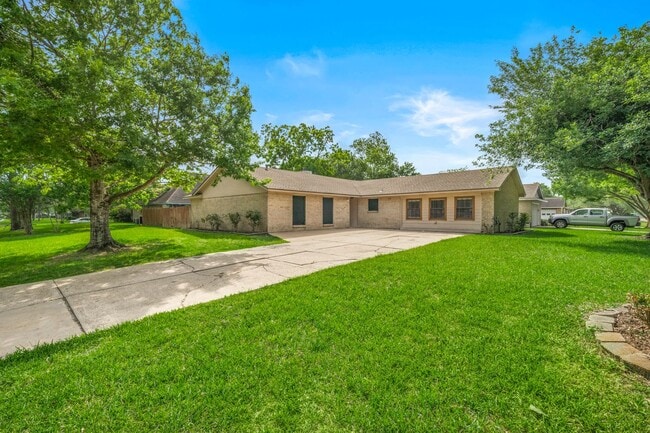 Lovely 3 bedroom 2 bath w/ potential 4 bed... - Lovely 3 bedroom 2 bath w/ potential 4 bed... Casa