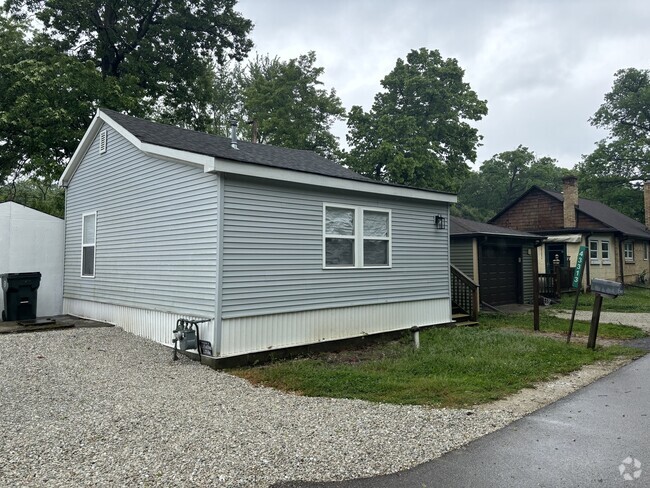 Building Photo - 43313 N Catherine Ave Rental