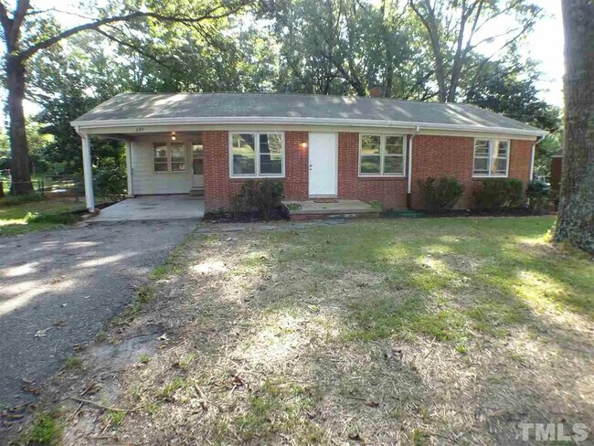 Photo - Room in House on Sunnybrook Rd