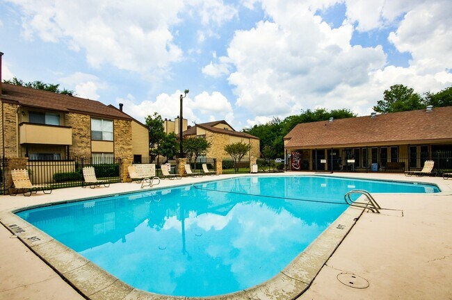 600 Baylor