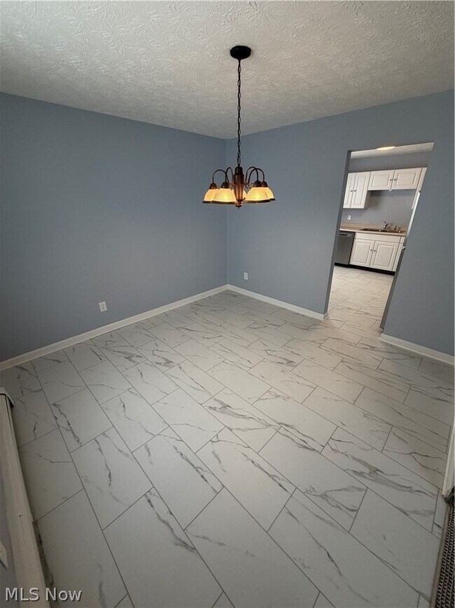 3718 Indian Run Dr Unit 2