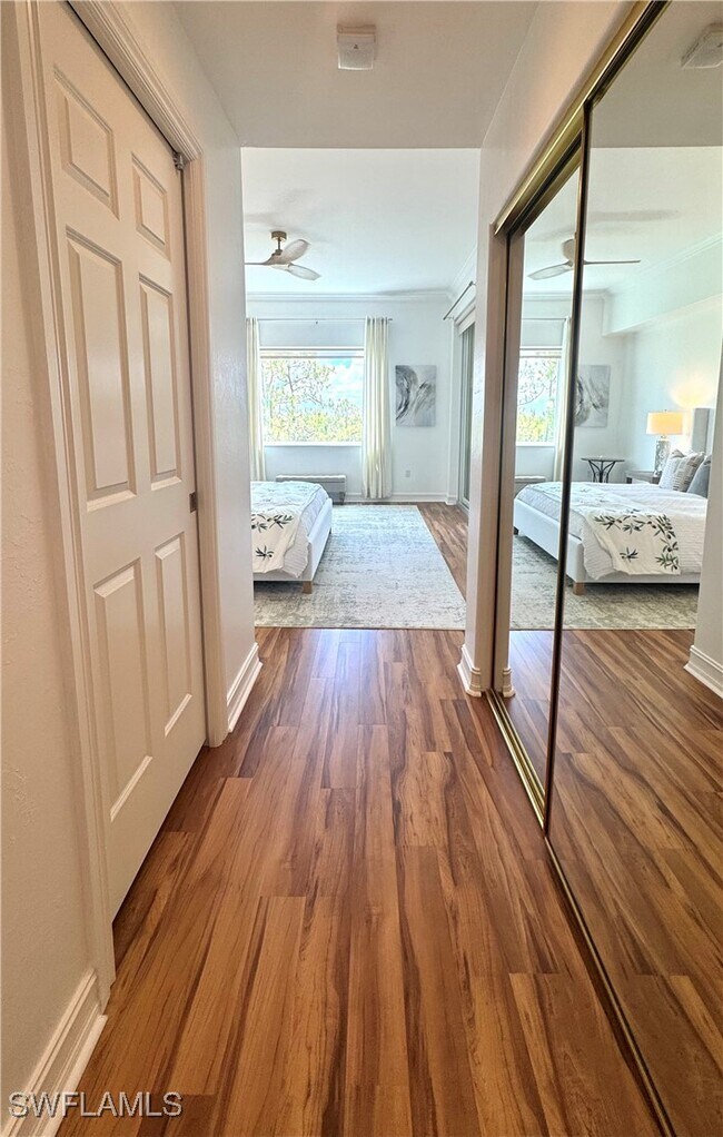 Photo - 2738 Tiburon Blvd E Unidad B405