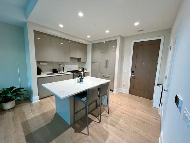 Photo - 7887 Jones Branch Dr