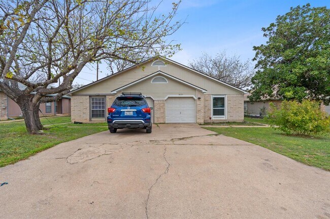 Photo - 16131 Stoneham Cir