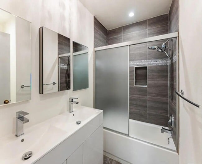 Photo - 1440 Veteran Ave
