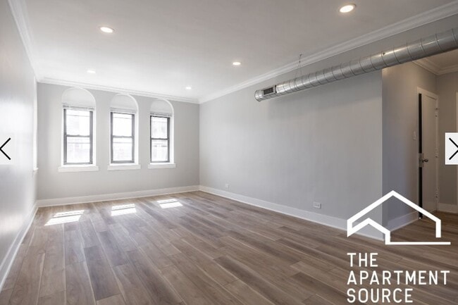Photo - 6148 N Francisco Ave Unit 1