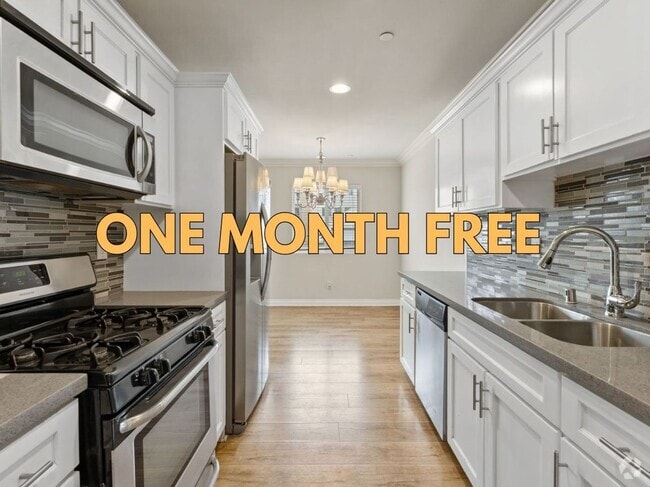 Building Photo - 872 N Edgemont St Unit 874 Rental