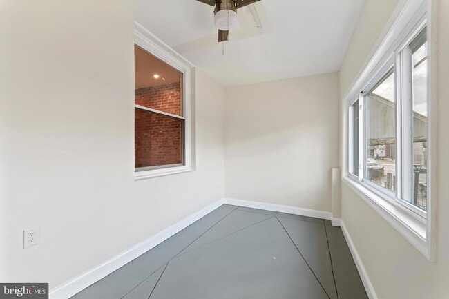 Photo - 215 N 53rd St