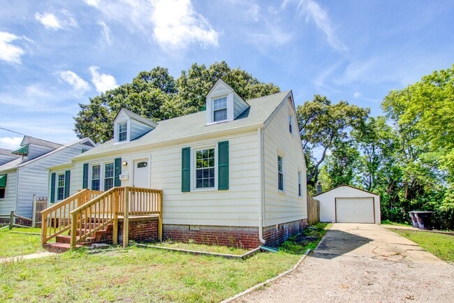 Renovated Home on Quiet Cul-De-Sac - Renovated Home on Quiet Cul-De-Sac