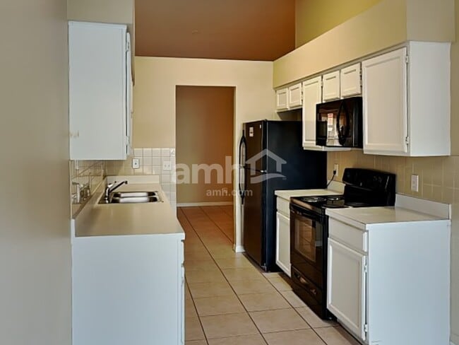 Photo - 5804 Wayt Ct