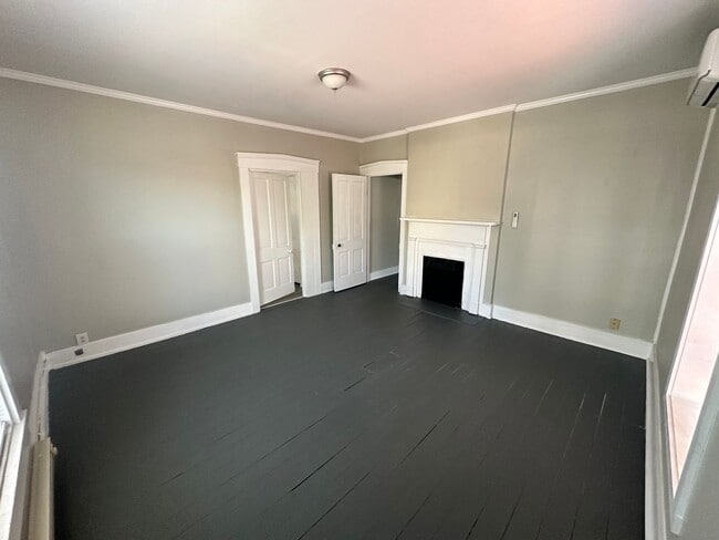 Photo - 114 W Main St Unit 3