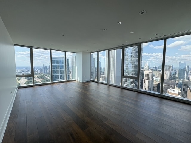 Building Photo - 363 E Wacker Dr Unit 5001