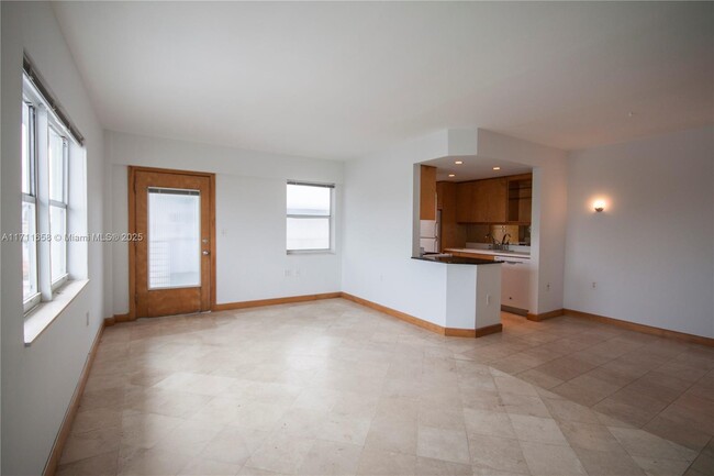 Photo - 1545 Euclid Ave Condo Unit 6F