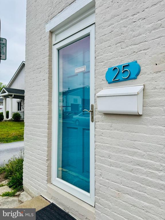 Photo - 25 Degrange St